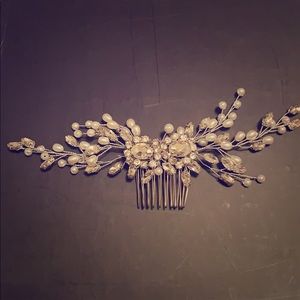 Jeweled Hair Comb with Pearls